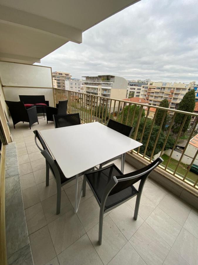 Apartment Superbe Renove A Neuf A 100m De La *