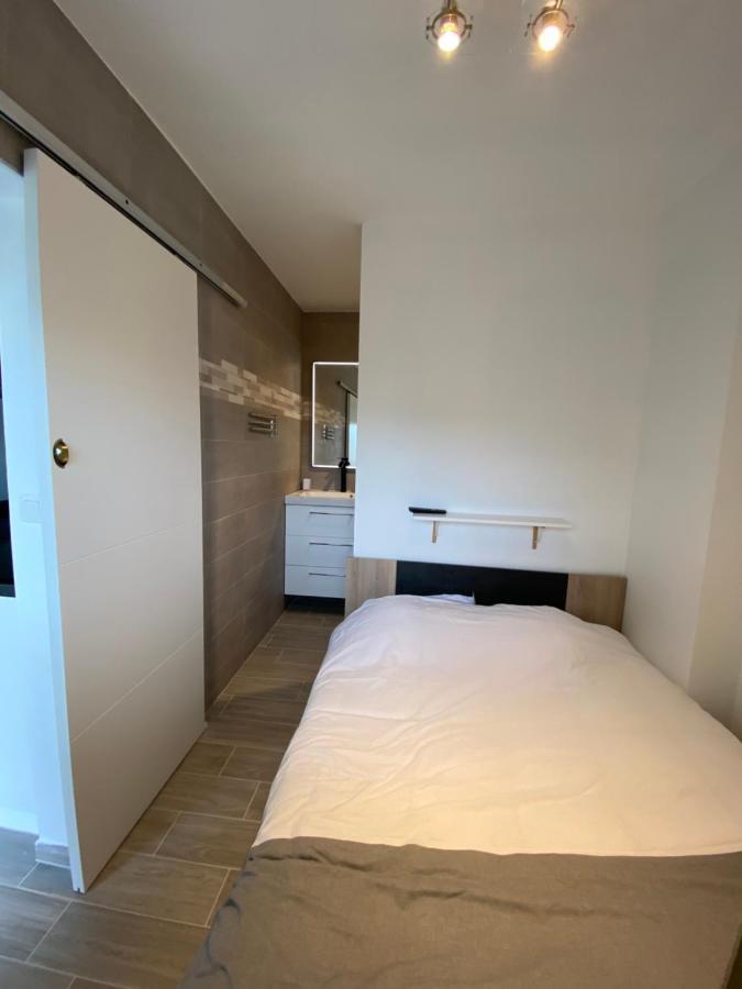 Superbe Renove A Neuf A 100m De La *